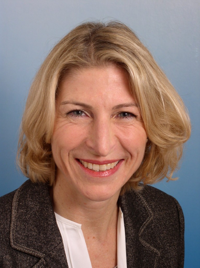 Dr. Ina Caren Folz – von Wiedenbauer